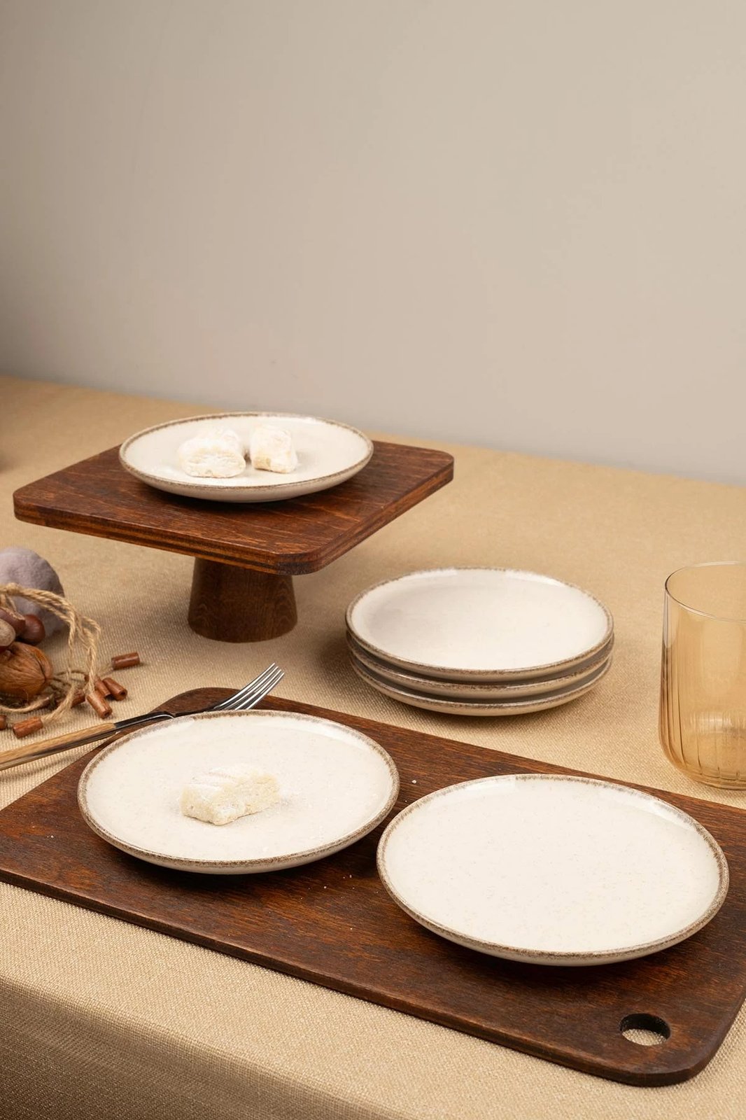 Set pjatash për ëmbëlsira, krem, Hermia, MOD15DUS6730P02, 6 copë