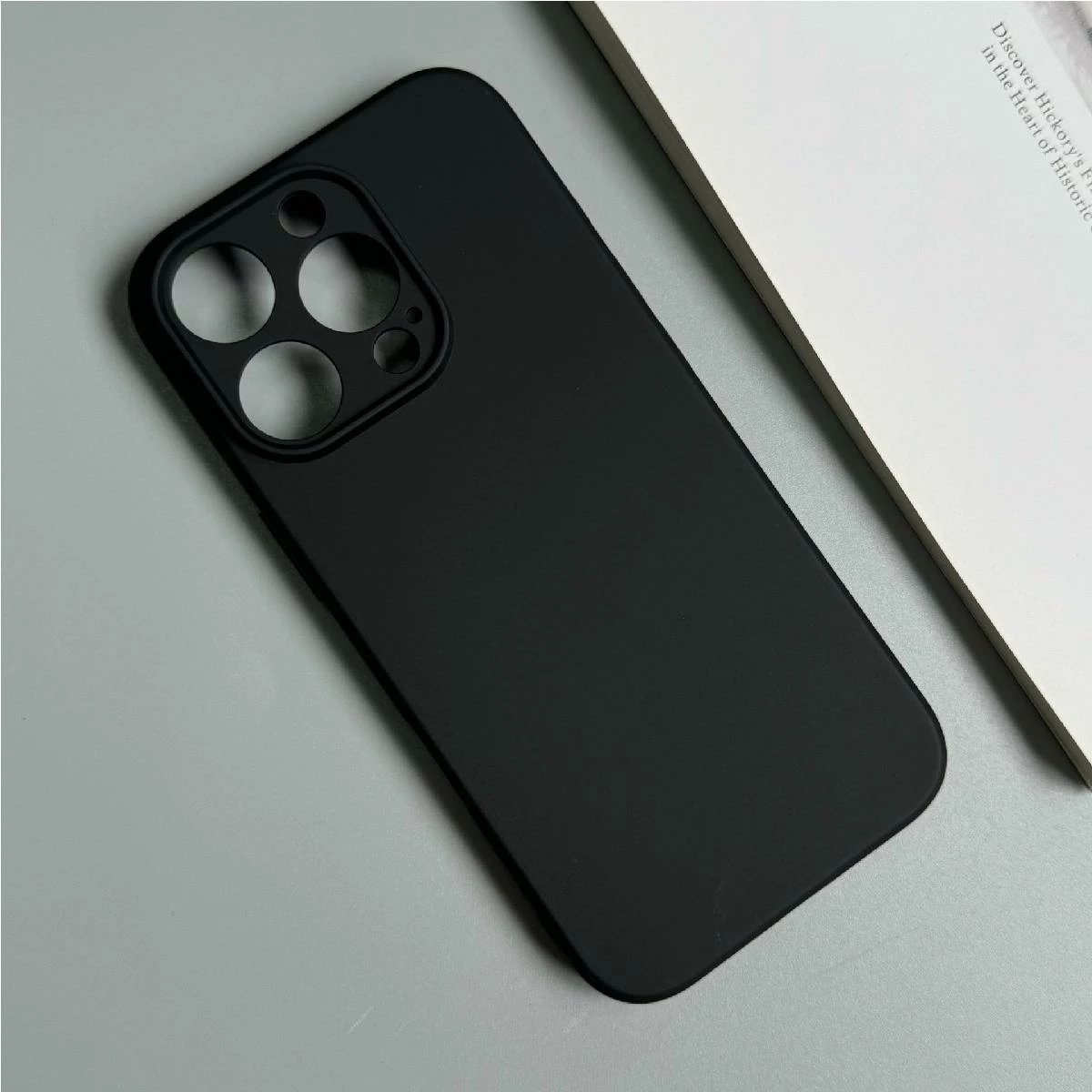 Mbështjellës i butë Hurtel për iPhone 16 Pro, TPU, i zi