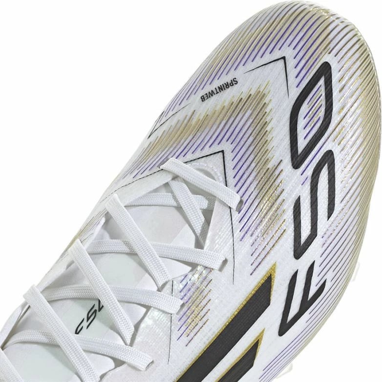 Atlete futbolli adidas për meshkuj, të bardha