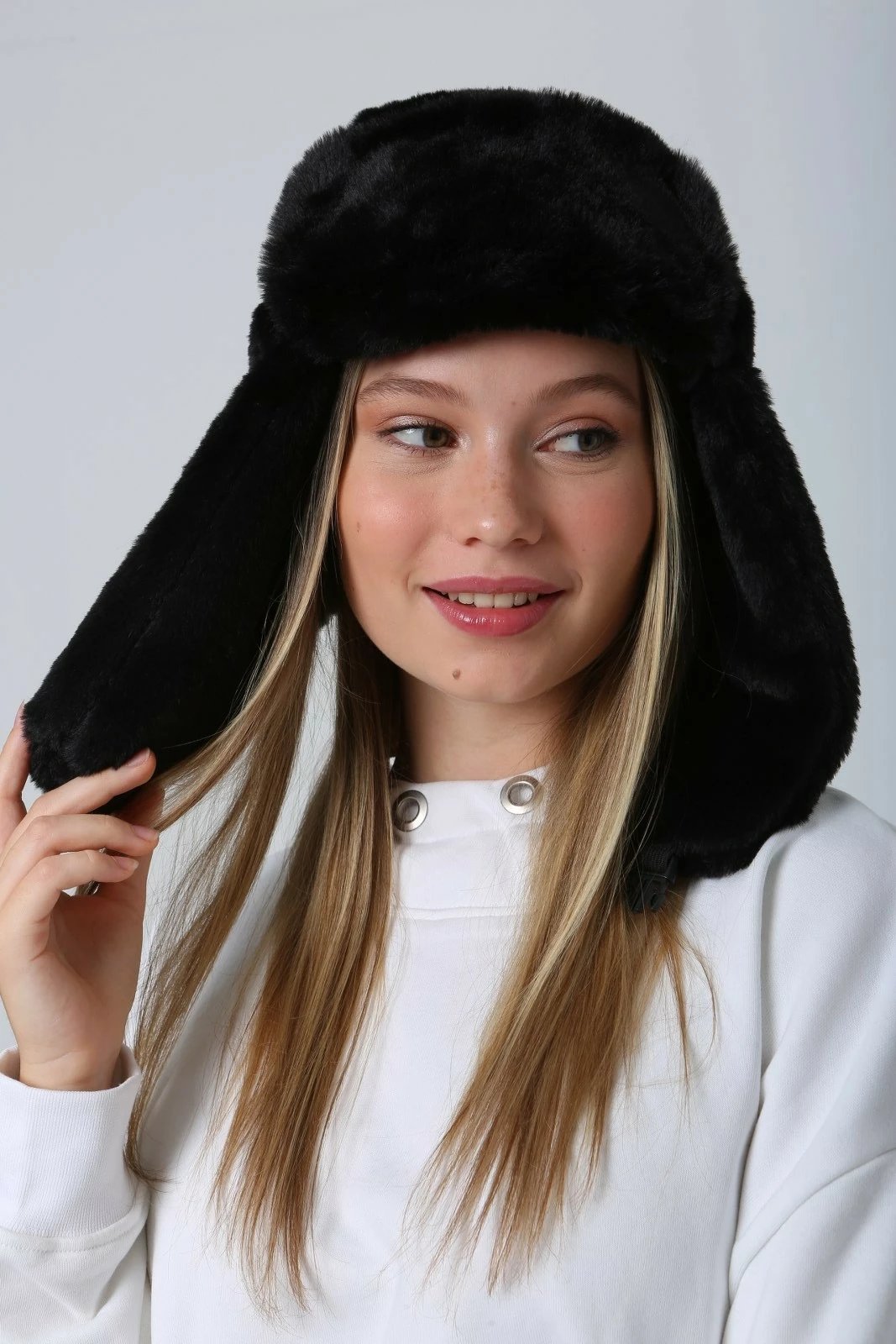 Beretë për gra, ngjyrë e zezë, Jumeon, Bere1127