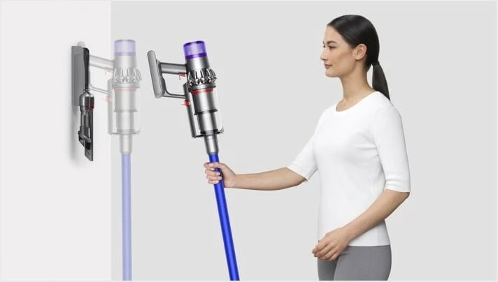 Fshesë me korrent pa kabllo Dyson V11 Fluffy, nickel/kuqe Fshesë me korrent pa kabllo Dyson V11 Fluffy, nickel/kuqe