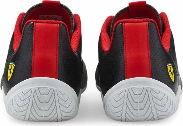 Atlete për meshkuj Puma Ferrari, të zeza