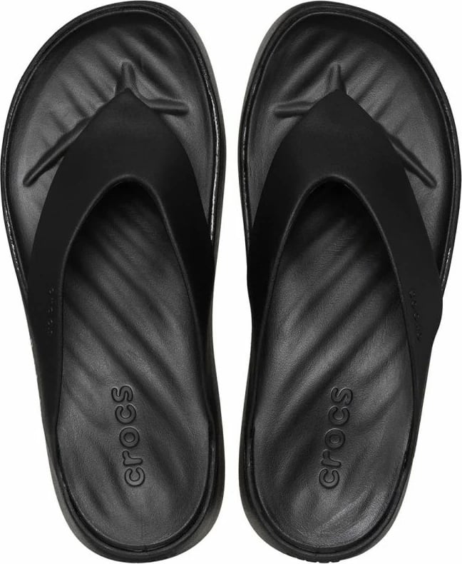 Papuqe për femra Crocs, të zeza