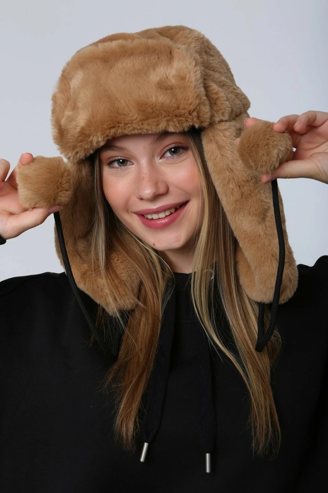 Kapelë dimri për gra, ngjyrë camel, Jumeon, Bere1103