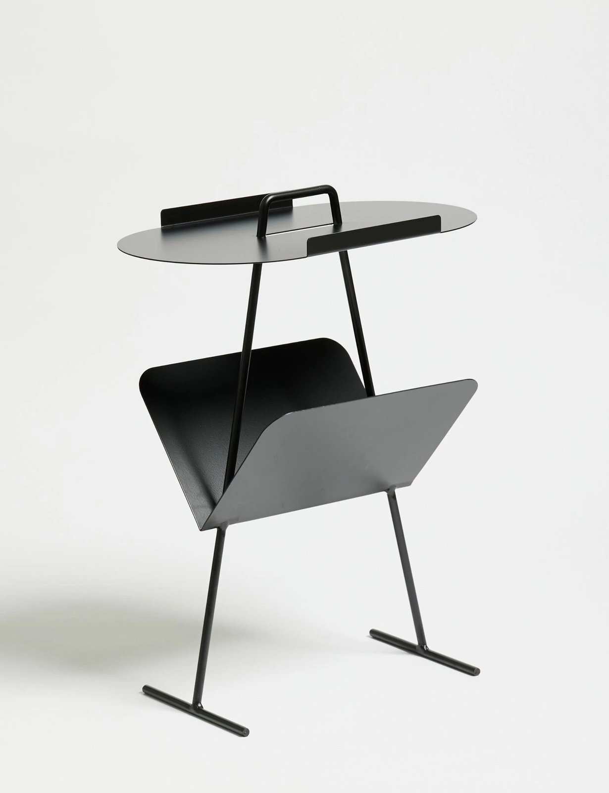 Tavolinë anësore Skye Decor, Goddy, e zezë