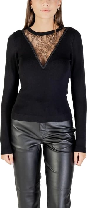 Maicë Morgan De Toi, femra, e zezë