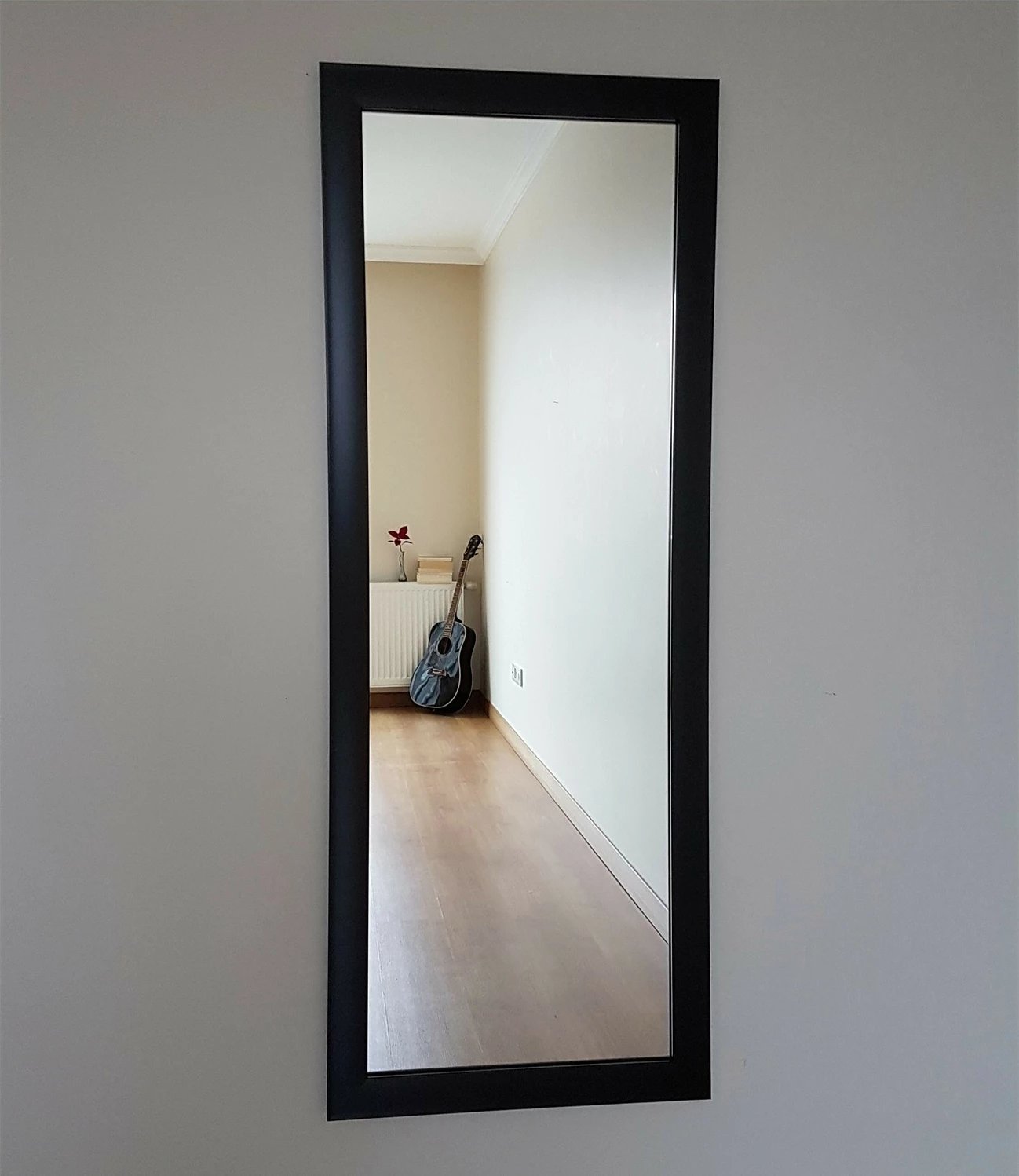 Pasqyrë me kornizë të zezë, Hanah Home, A203, 40x105cm