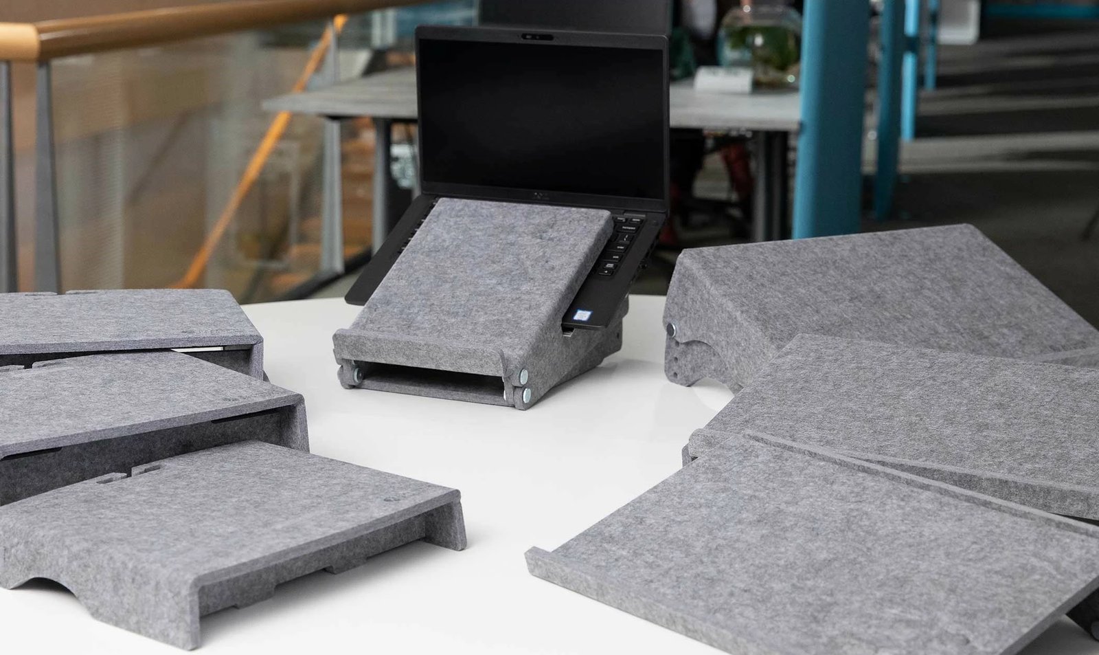 Mbajtës dokumentesh BakkerElkhuizen Q-doc 100 Circular, gri Mbajtës dokumentesh BakkerElkhuizen Q-doc 100 Circular, gri