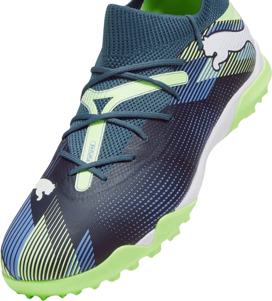 Atlete futbolli Puma për meshkuj, të zeza