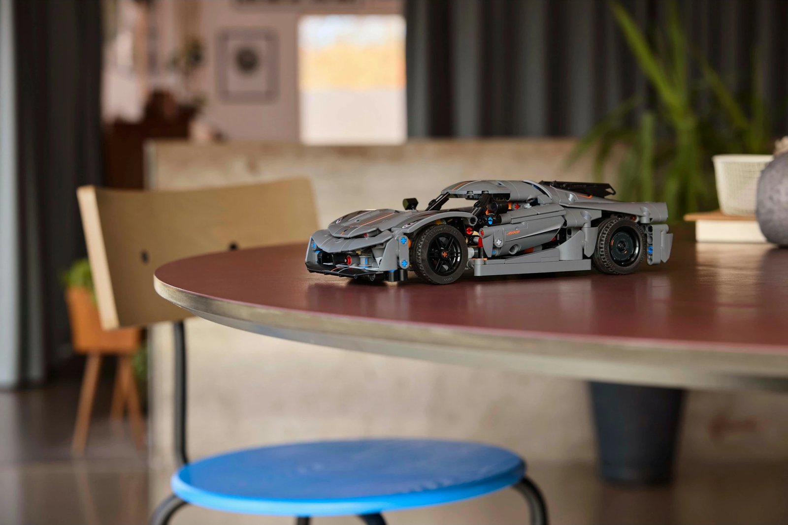 Set ndërtimi LEGO Koenigsegg Jesko Absolut, 801 copë, Gri Set ndërtimi LEGO Koenigsegg Jesko Absolut, 801 copë, Gri