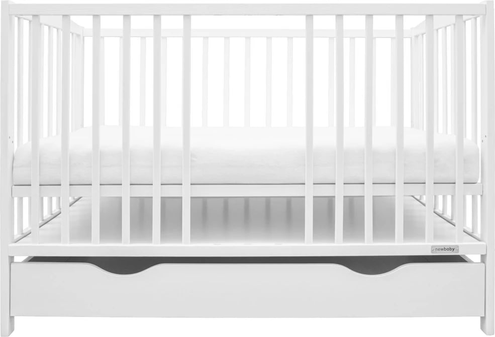 Krevat për bebe, New Baby, LILLY, 120x60 cm, dru pishe, 3 nivele rrjete, me sirtar, i bardhë