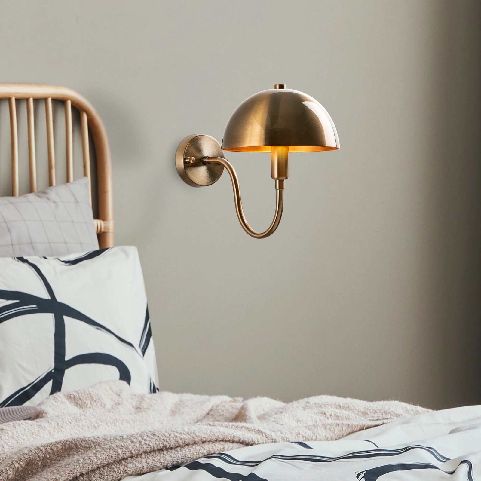 Llambë muri Opviq, Togg - 14826, ngjyrë ari