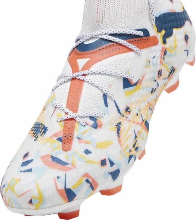 Atlete për meshkuj Puma, të bardha dhe me ngjyra Atlete për meshkuj Puma, të bardha dhe me ngjyra