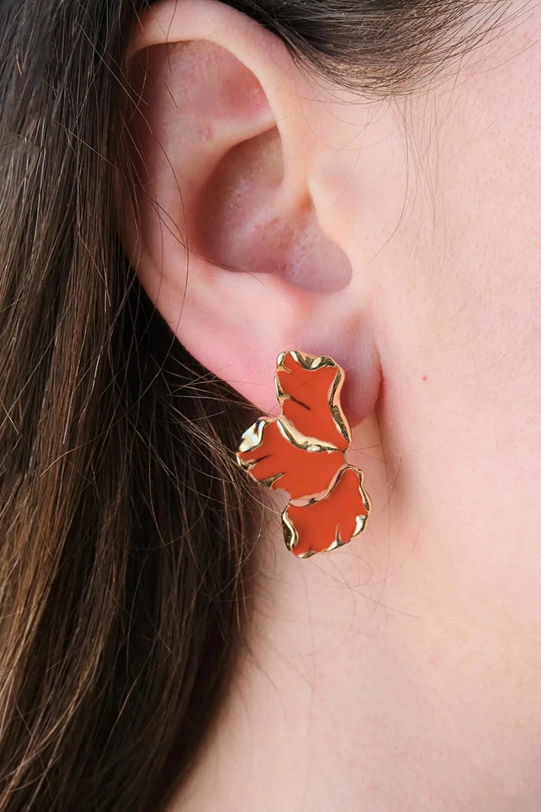 Vathë Jumeon, ngjyrë ari, Trn-Mn-Yprkkp