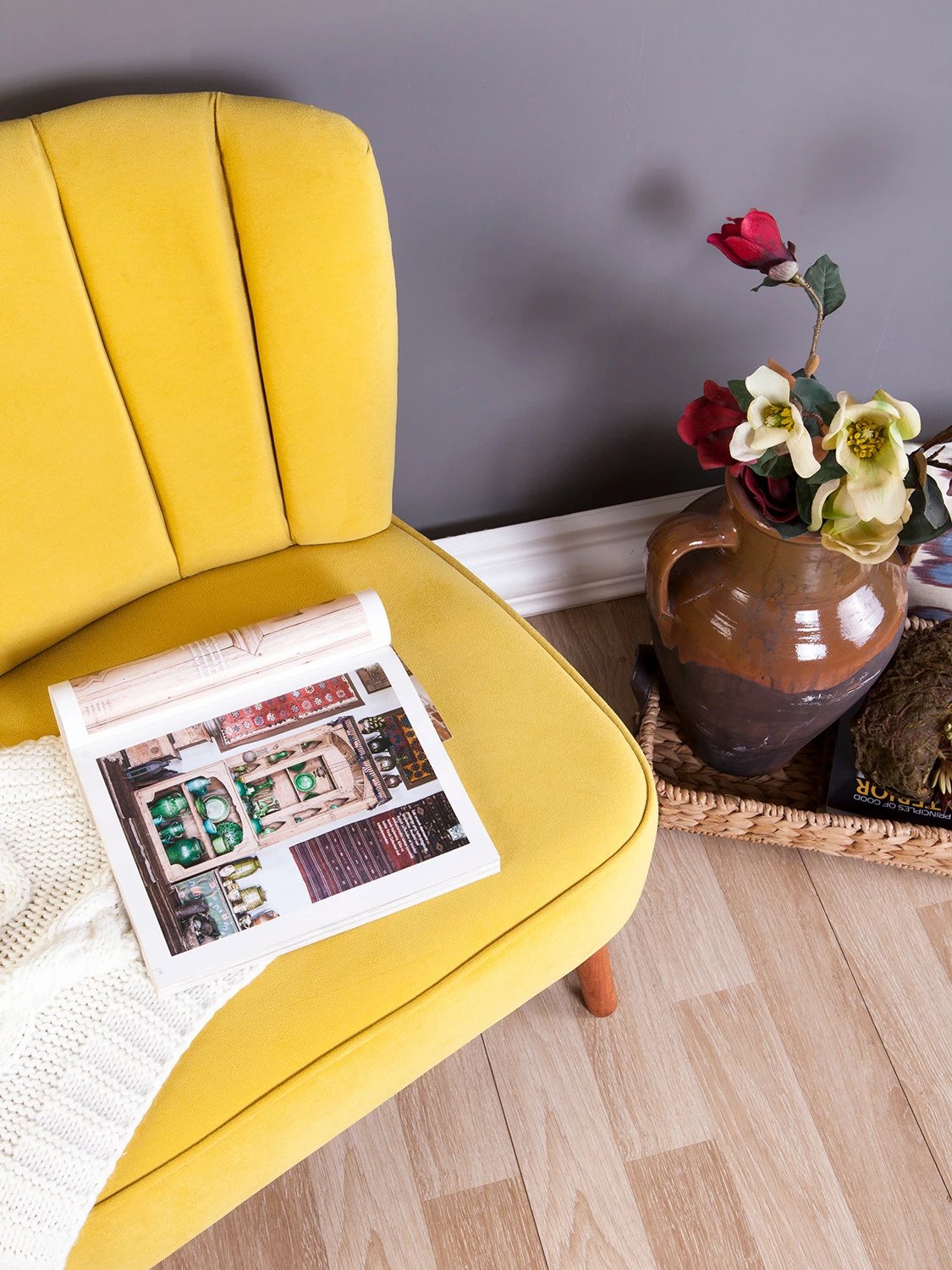 Karrige krahu Moon River, ngjyrë mustard, Atelier del Sofa