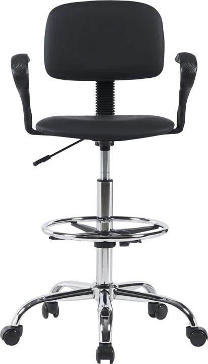 Karrige recepcioni Icina, e zezë