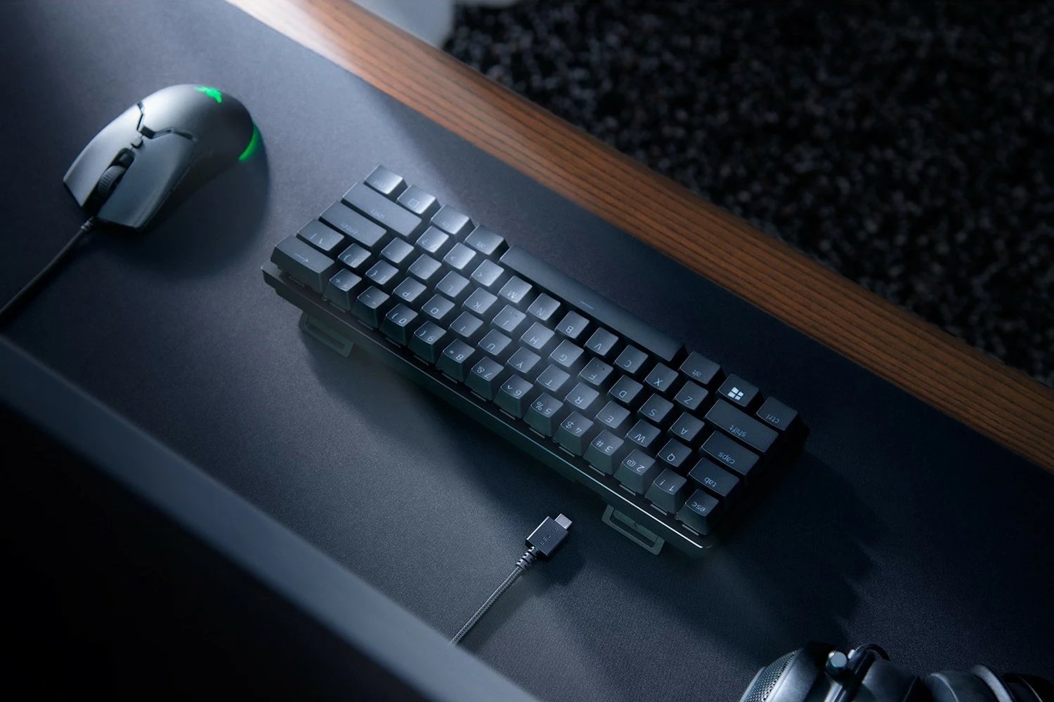 Tastierë Razer Huntsman Mini, DE-Layout, Razer Linear Optical (Red), e zezë