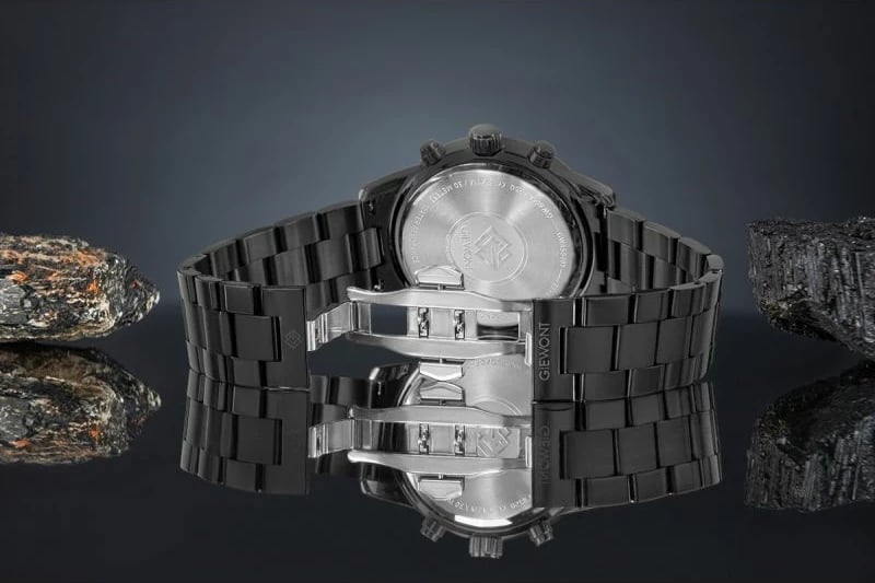 Orë dore për meshkuj Giewont, e zezë