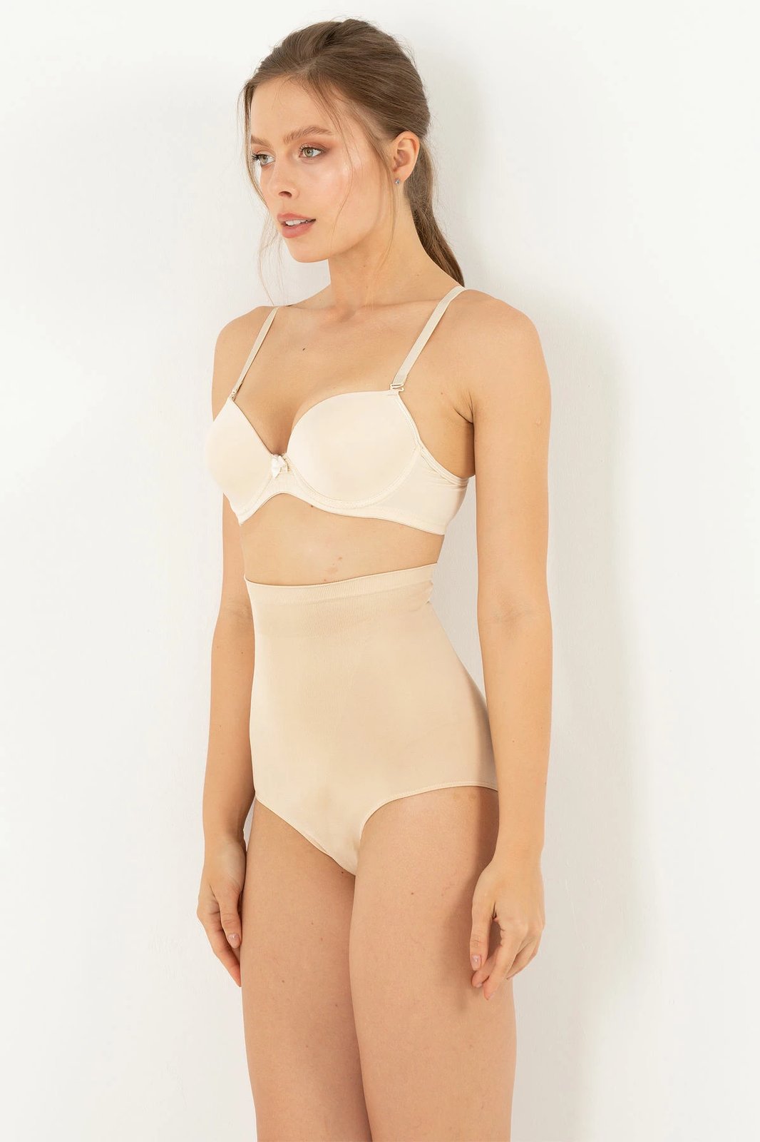 Korset Jumeon, ngjyrë tan, 002-000313