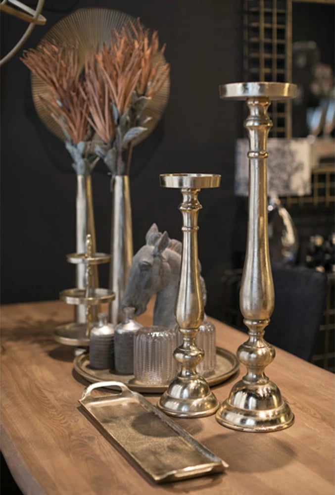 Mbajtës qirinjsh IONAS, alumin, ngjyrë ari, 15x15x55 cm