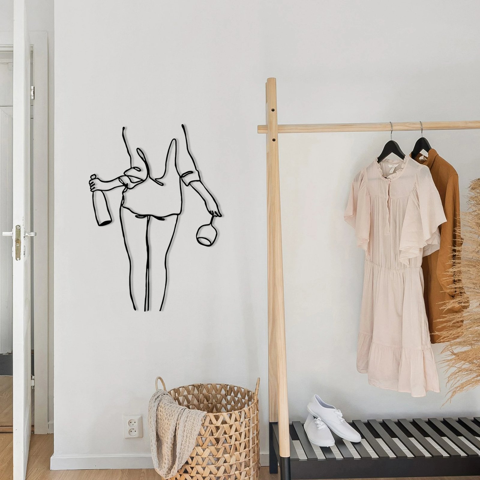 Aksesor dekorativ metalik për mur, Wallity, Wine Night, ngjyrë e zezë, 35.5x50cm