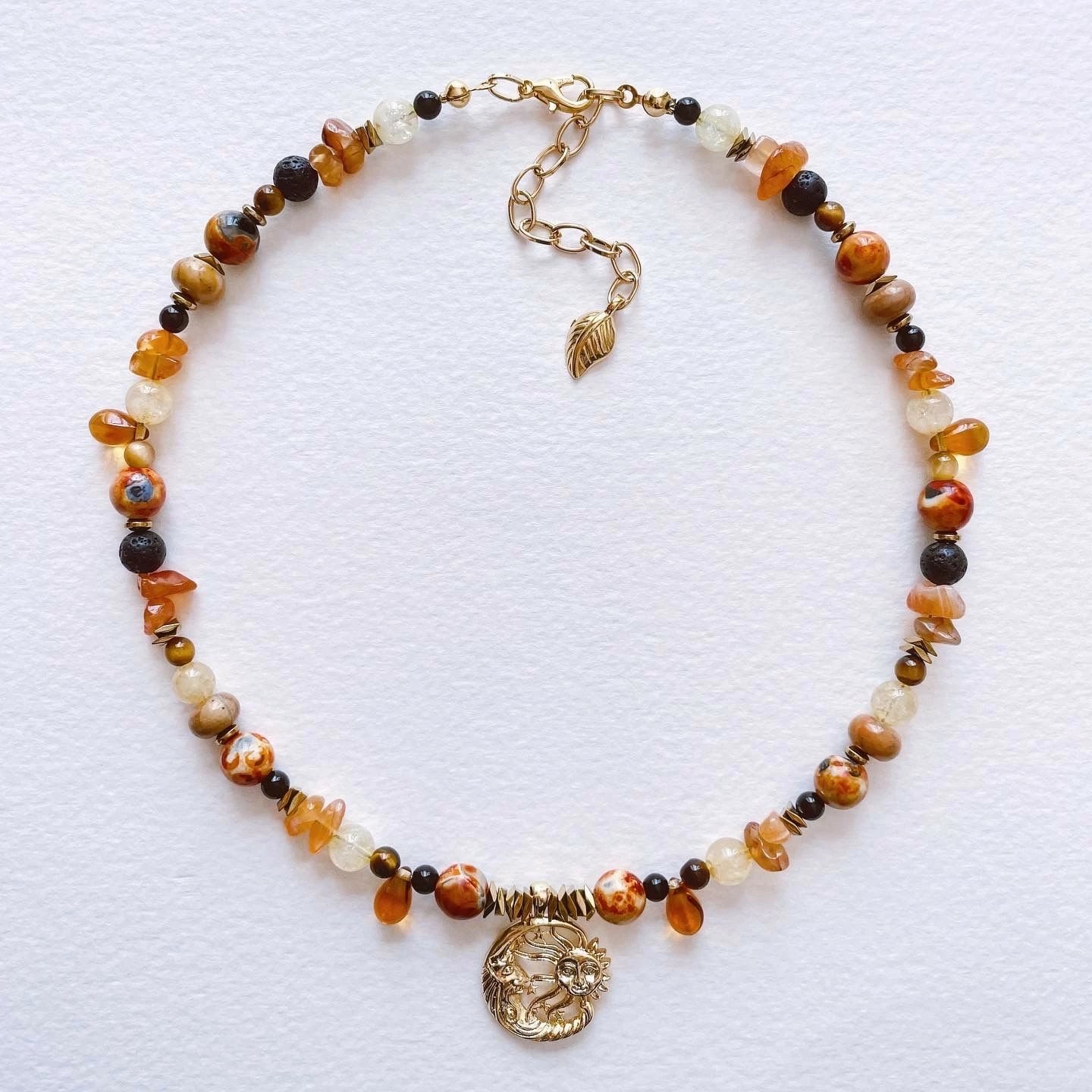 Qafore Jumeon, Wild Sunset v2, shumëngjyrëshe, gurë natyralë, punim dore