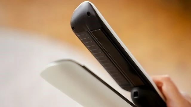 Hekur flokësh MPM MPR-26, qeramik, i bardhë