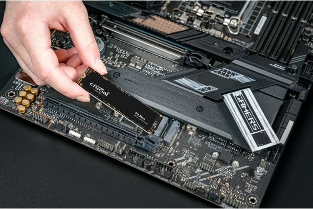 SSD Crucial P3 Plus, 4 TB, M.2, 4800 MB/s