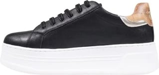 Atlete femra Alviero Martini Prima Classe, të zeza