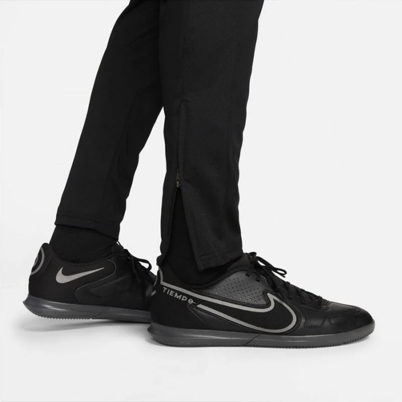 Pantallona për meshkuj Nike, të zeza