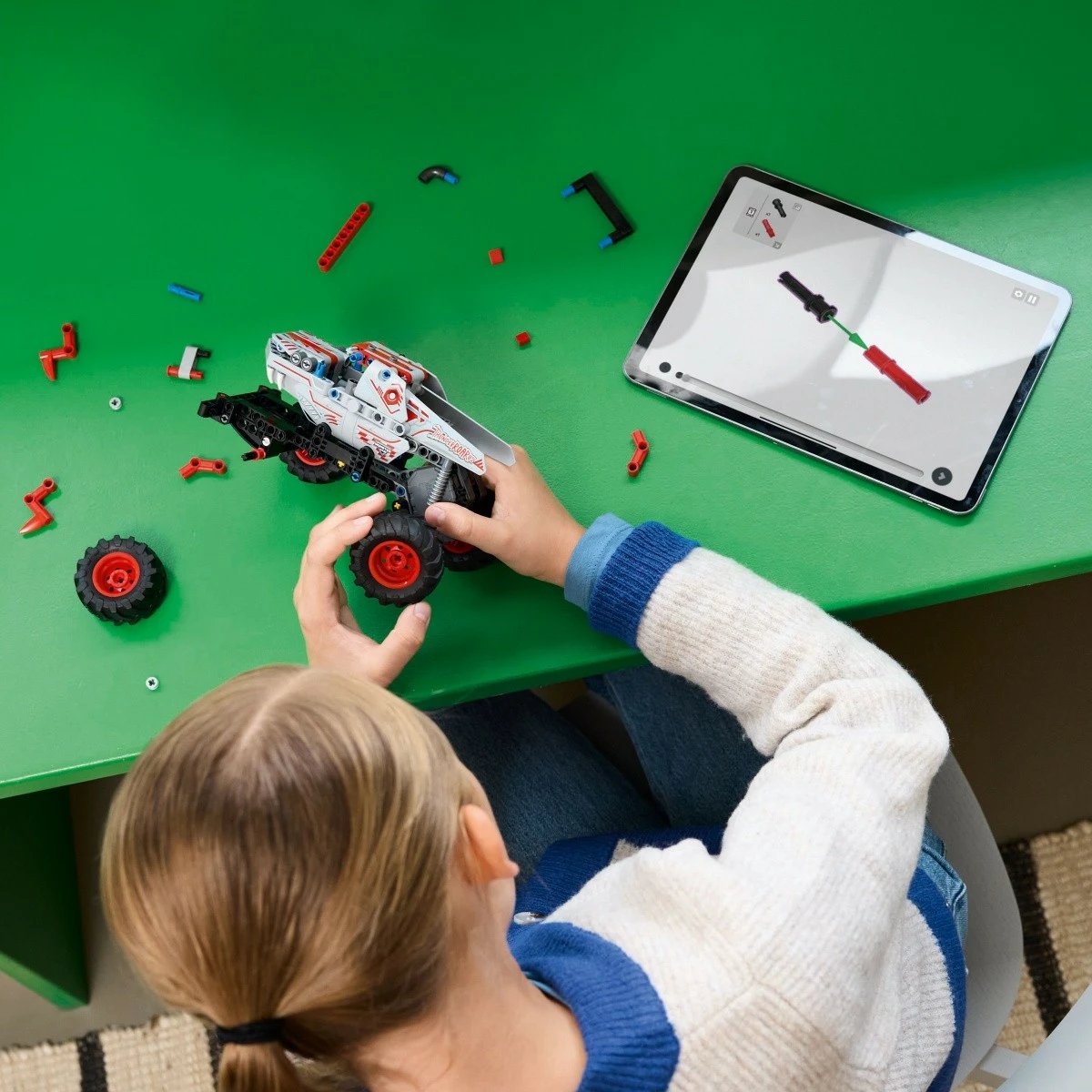 Set ndërtimi LEGO Technic Monster Jam ThunderROARus 42200, 232 pjesë, Pull-back