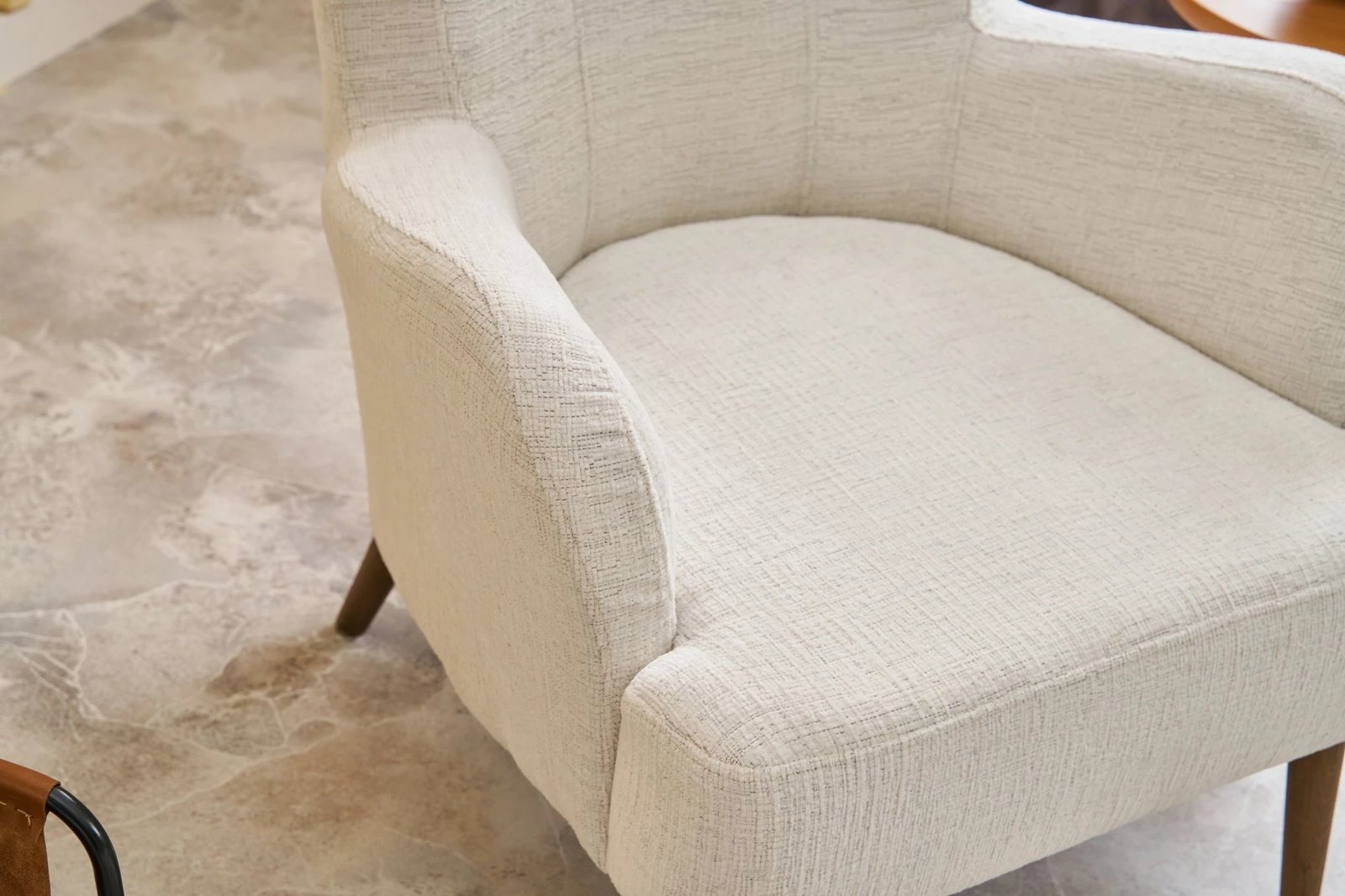 Karrige Wing Karina Prestij, krem