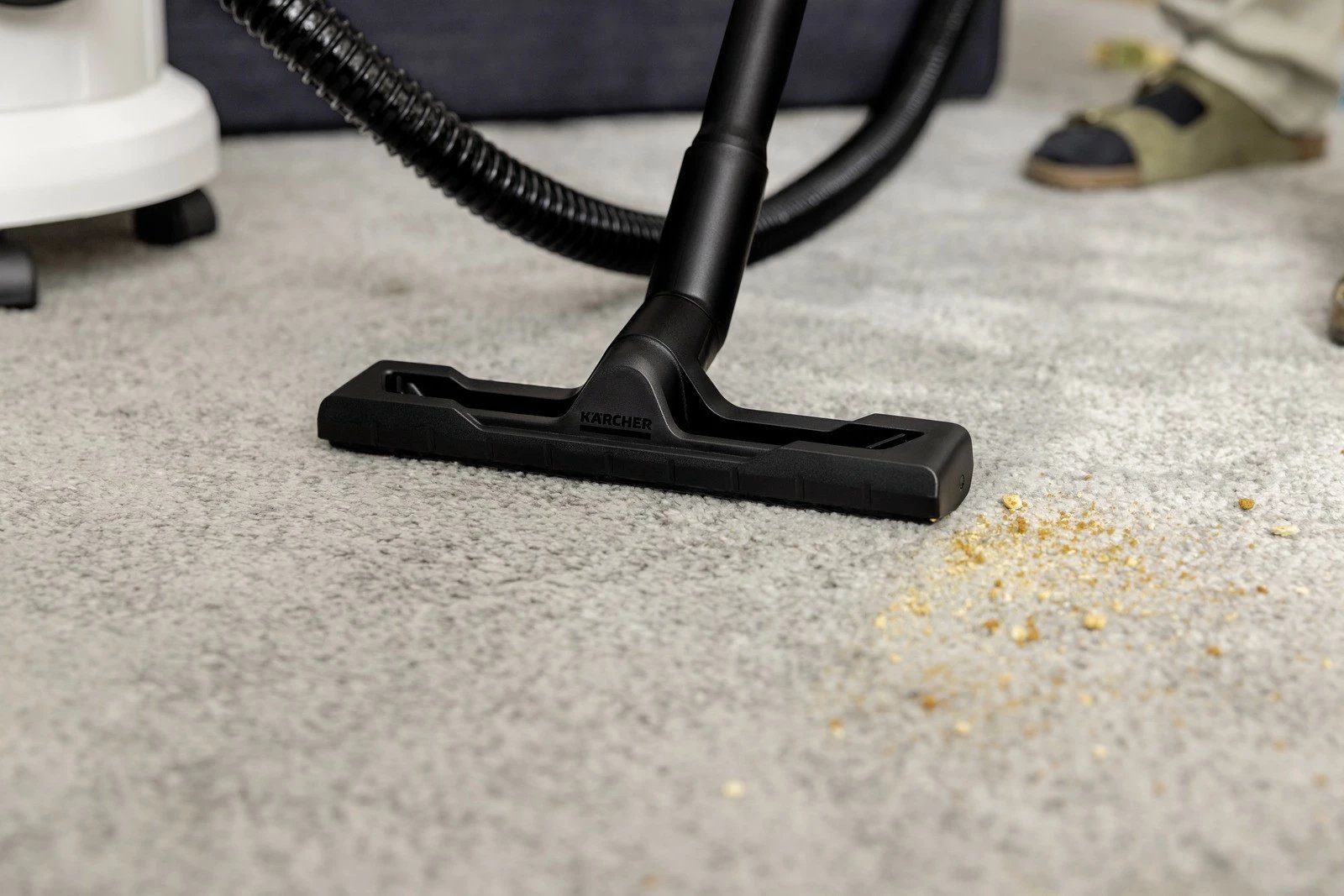 Kasë pastrimi Karcher SE 4, 4L, 1000W, e zezë/bardhë, me aksesorë