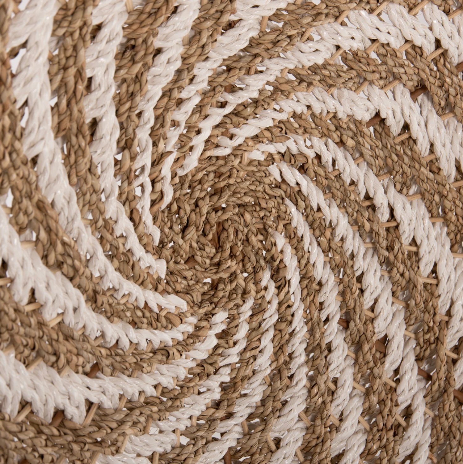 Dekor muri i rrumbullakët, pamje spirale, rush-mat, ngjyrë e bardhë dhe natyrale, FH7830.01, Φ61x3 cm