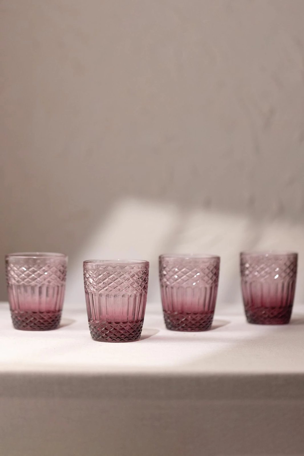 Set gotash prej qelqi (4 copë), Hermia Concept, Vega 300, burgundy