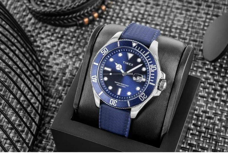 Orë dore për meshkuj Timex, e kaltër