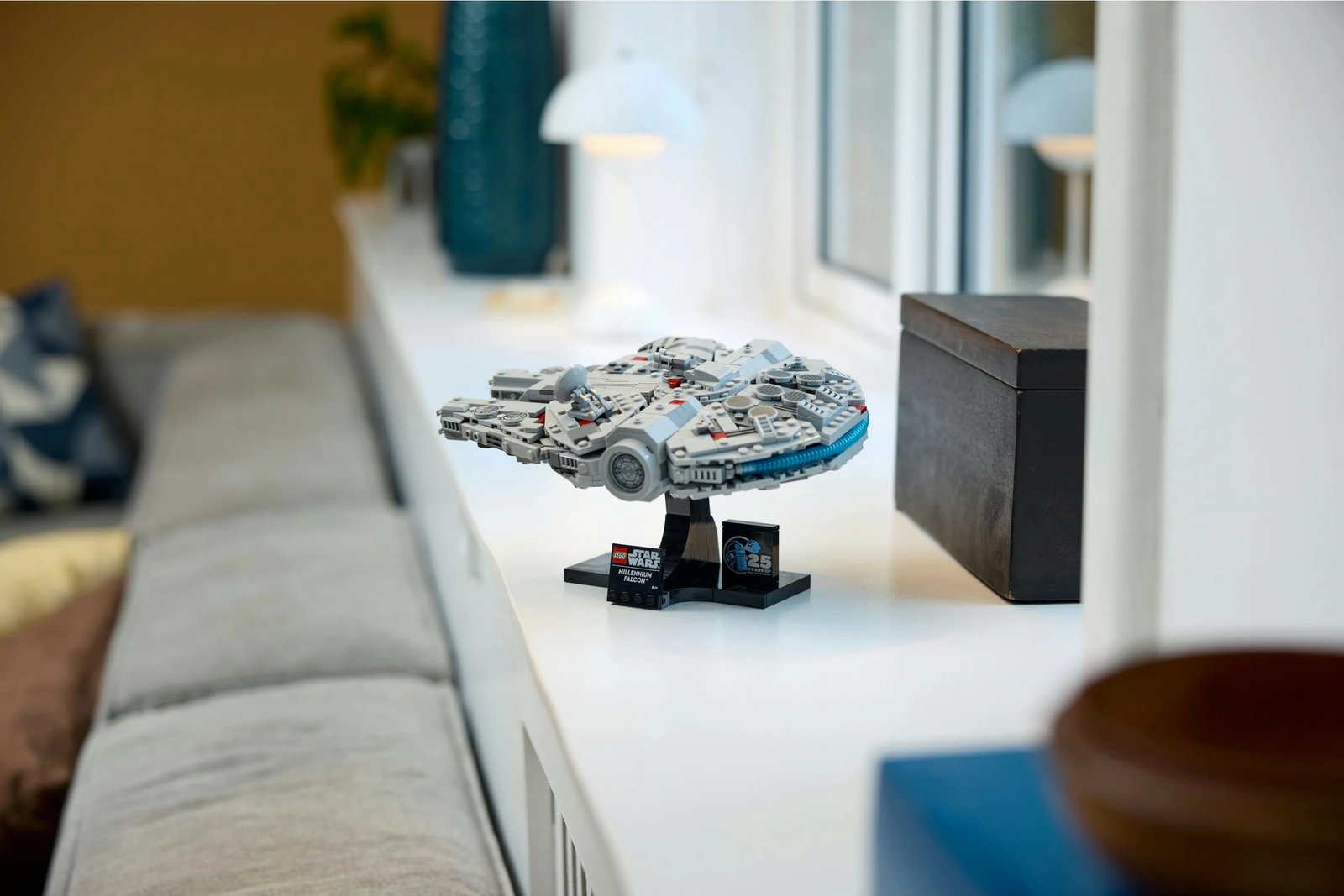 Set ndërtimi LEGO Millennium Falcon, 18 vjet, Plastik, 921 pjesë, shumëngjyrësh Set ndërtimi LEGO Millennium Falcon, 18 vjet, Plastik, 921 pjesë, shumëngjyrësh