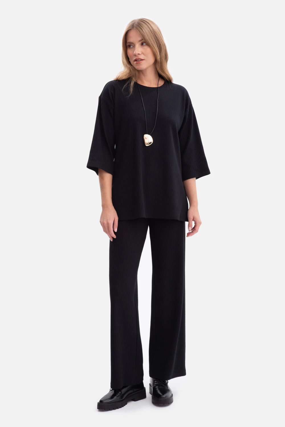 Bluzë femra BeWear 218659, e zezë