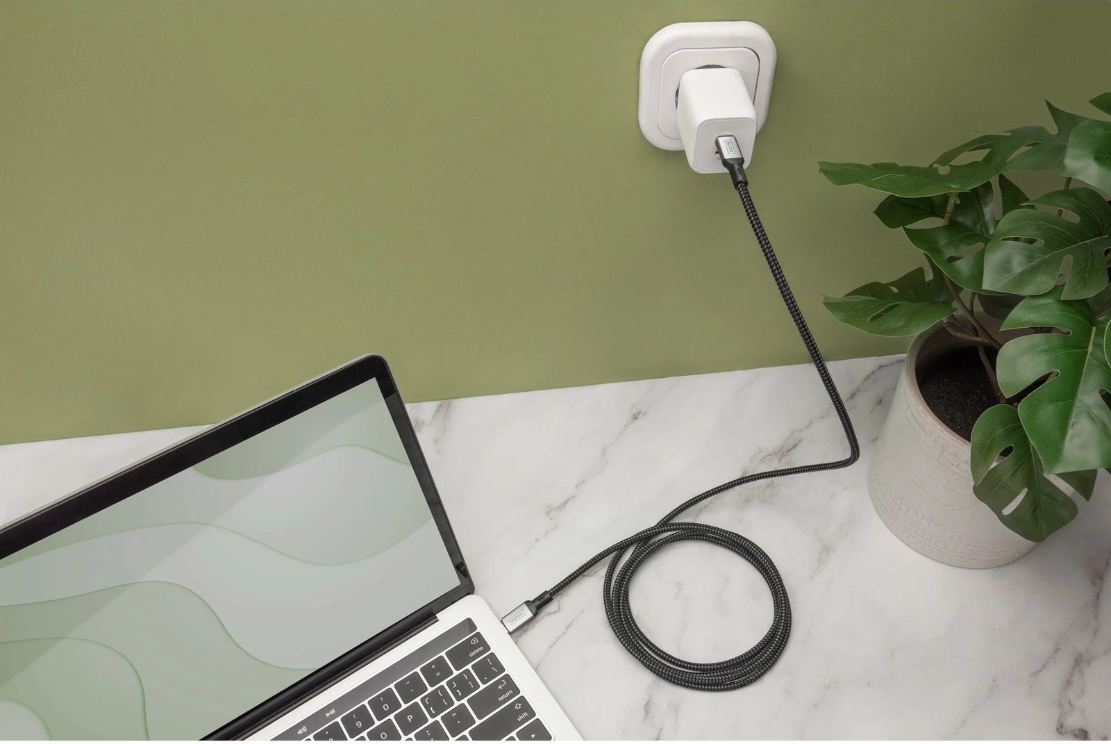 Kabllo USB-C Digitus USB4.0 1m, 40Gbit/s, e zezë