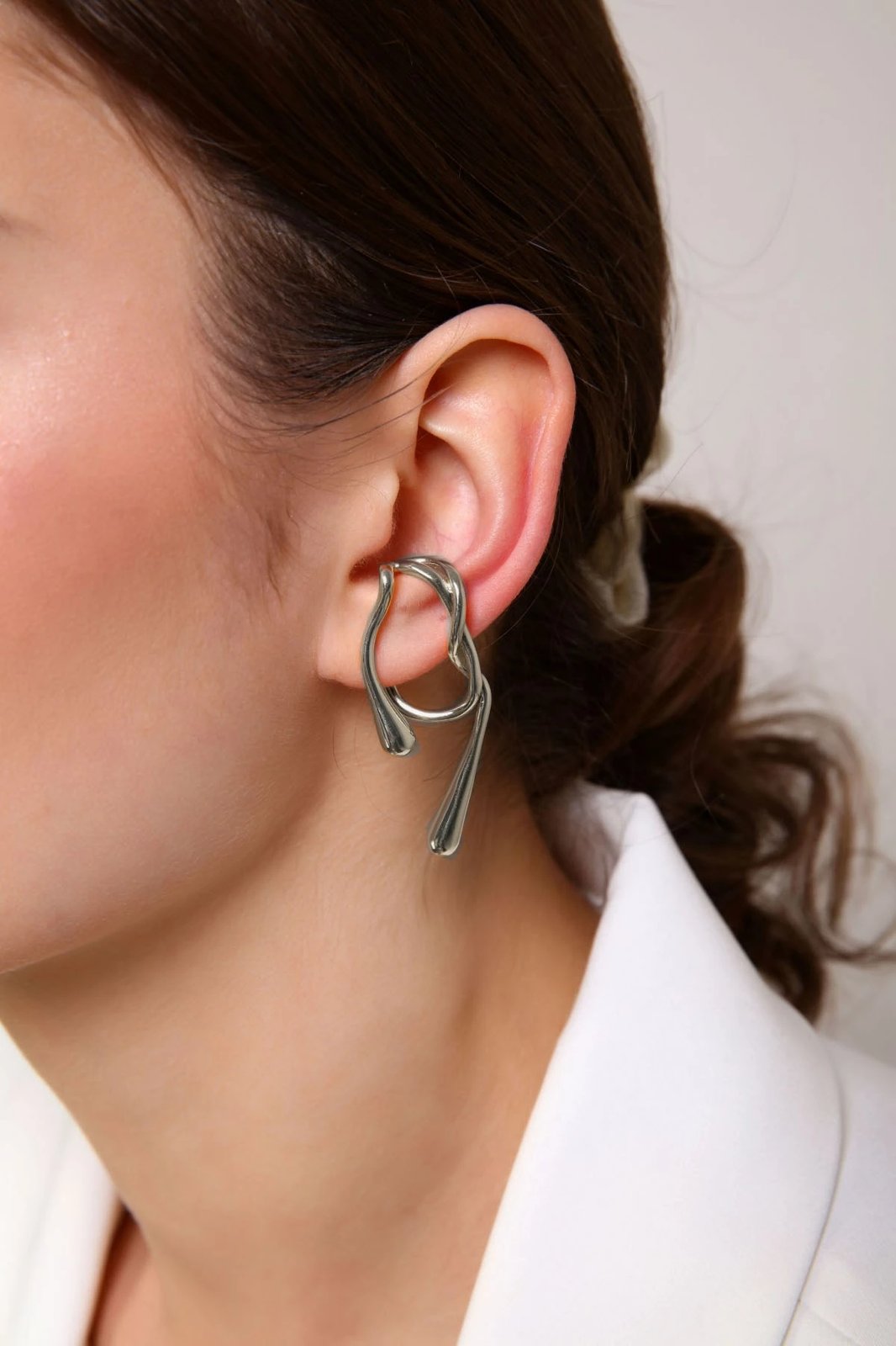 Vathë argjendi Jumeon, Akis-Cuff-02