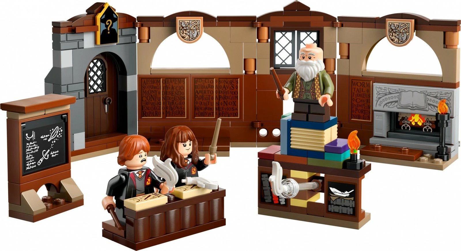 Set LEGO Harry Potter 76442 Hogwarts Castle: Spells and Charms Class, 204 pjesë