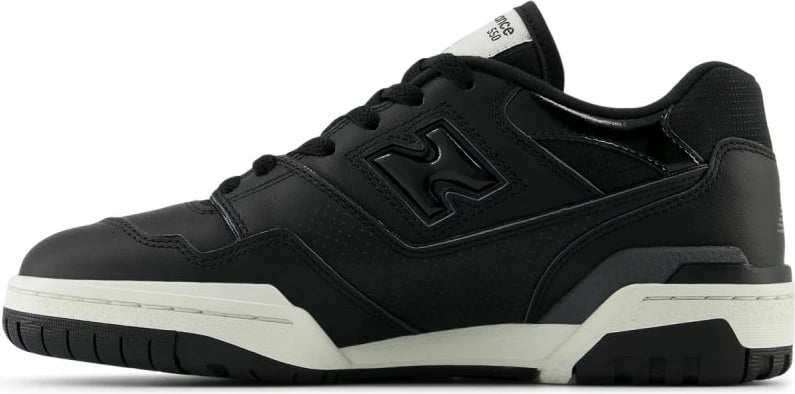 Atlete femra New Balance, të zeza