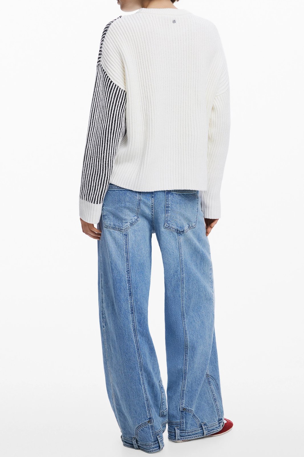 Xhemper DESIGUAL femra, të bardhë