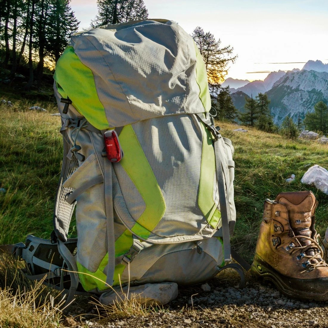 Dritë sigurie me kapëse, Hama, 228618, 3 modalitete ndriçimi, set 2 copë, e zezë/e kuqe