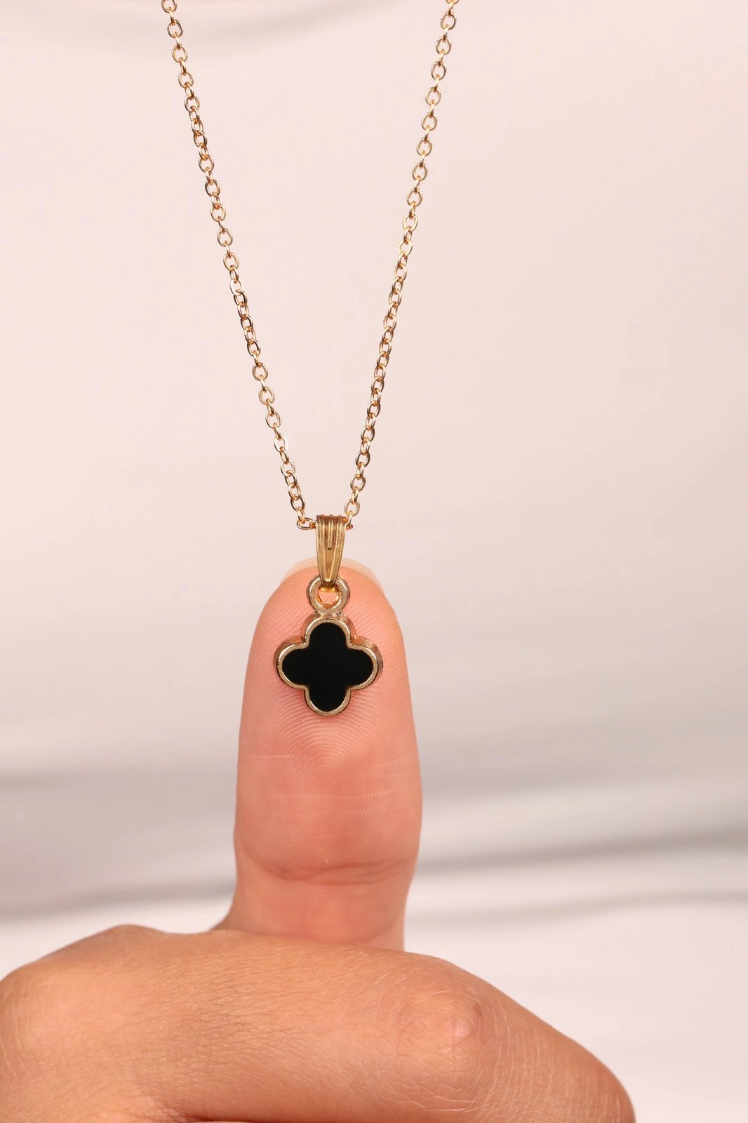 Qafore metalike Elika, ngjyrë ari, CHRM15009