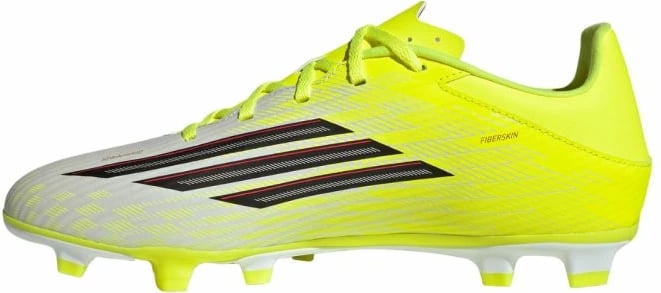 Atlete futbolli adidas, pa ngjyrë të specifikuar