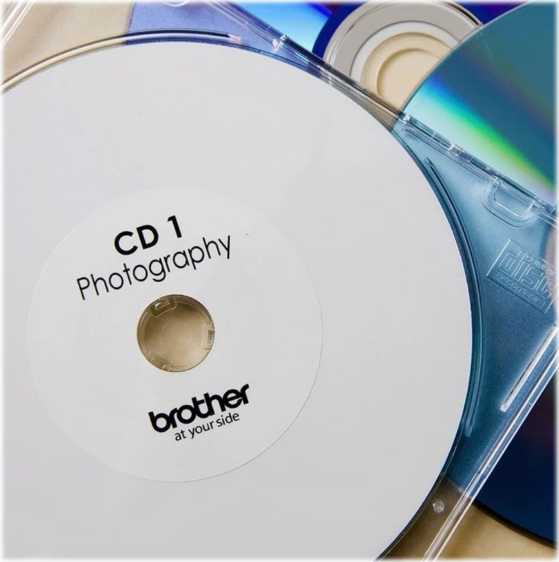 Etiketa CD/DVD Brother DK-11207, 58mm, 100 copë, Black on White