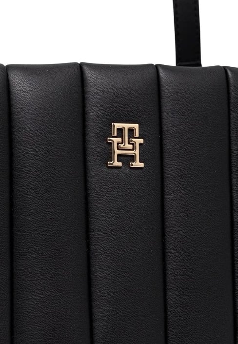 Çantë Tommy Hilfiger femra e zezë