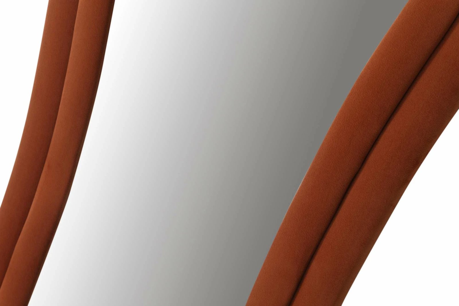 Pasqyrë e gjatë Cheval, ngjyrë e kuqe qeramike, Skye Decor