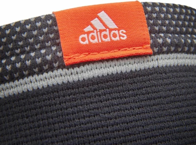 Frotki adidas për meshkuj dhe femra, të zeza Frotki adidas për meshkuj dhe femra, të zeza
